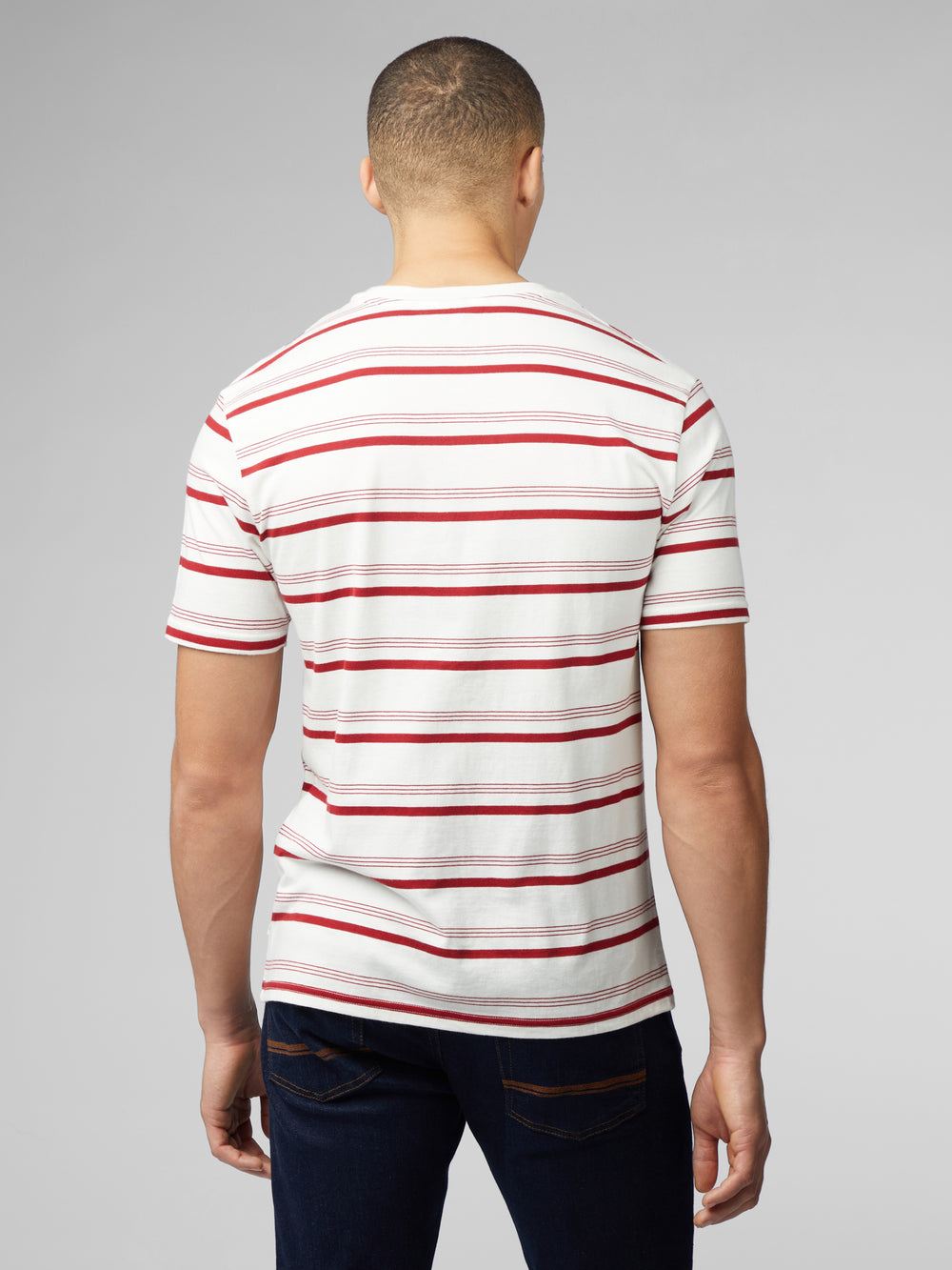 Camiseta Ben Sherman Signature Fine Stripe Branco | 30ADXTJUV